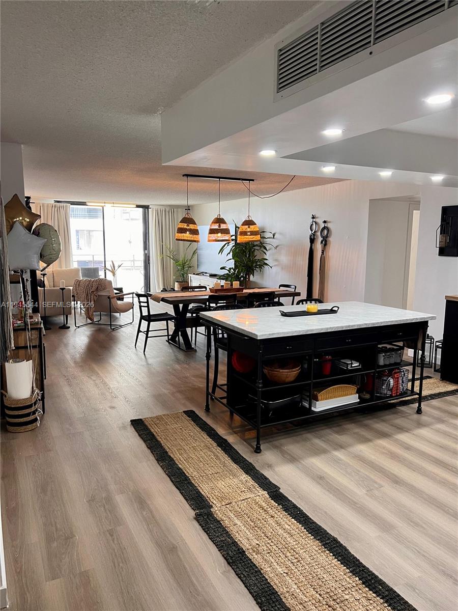 OLYMPUS CONDO PHASE - Residential