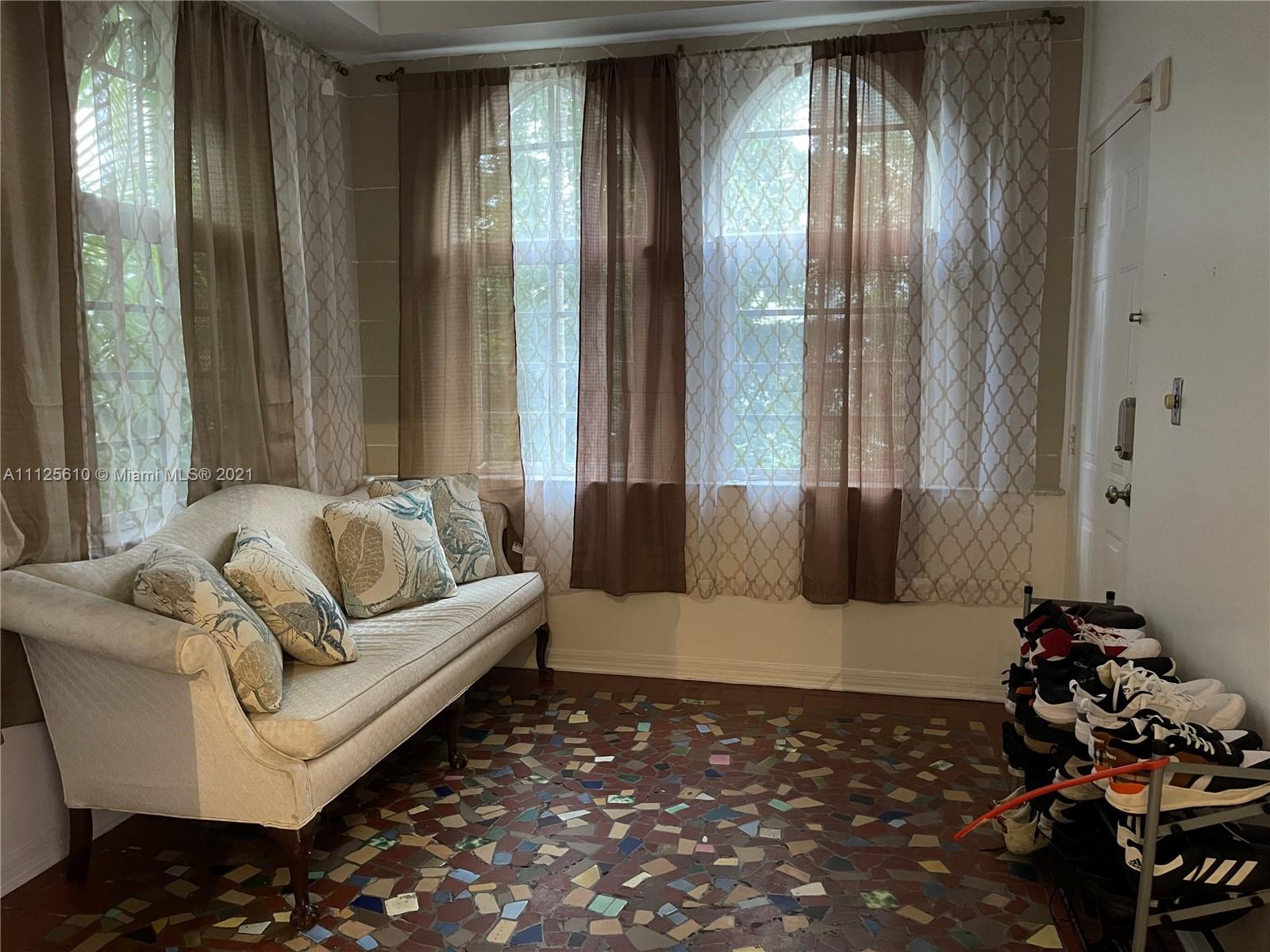 THE DANTON CONDO - Residential