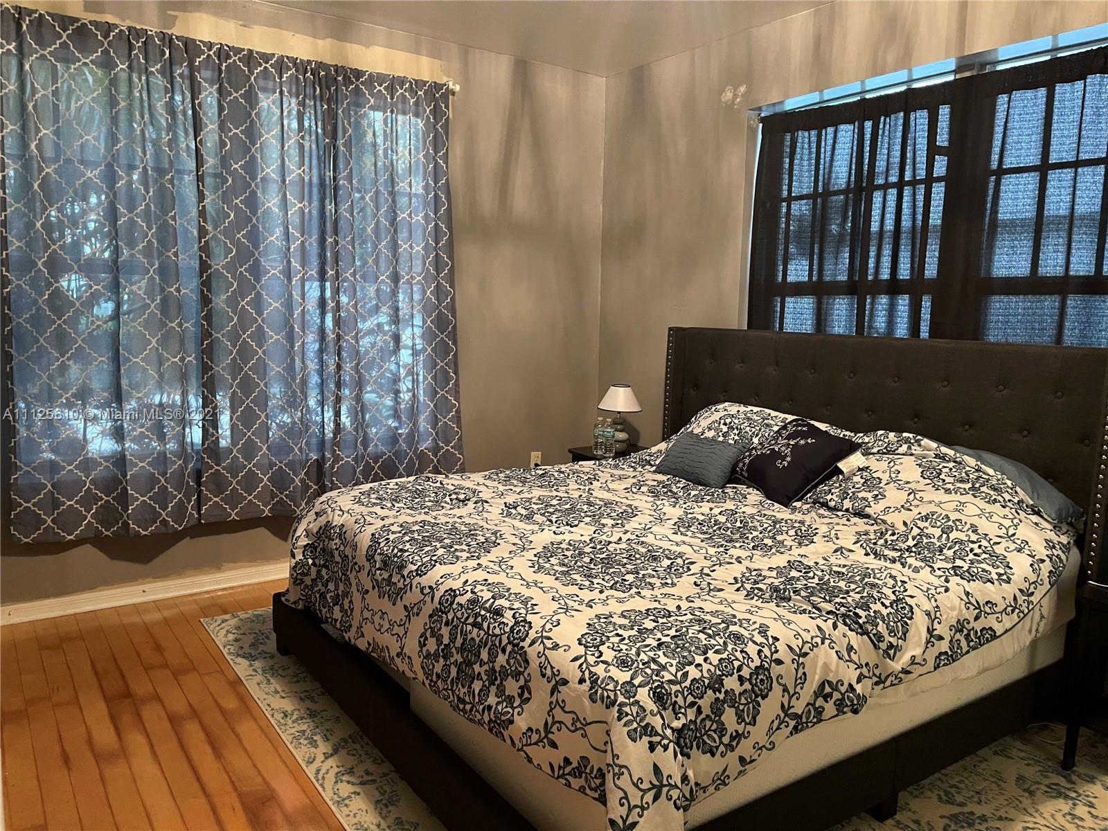 THE DANTON CONDO - Residential