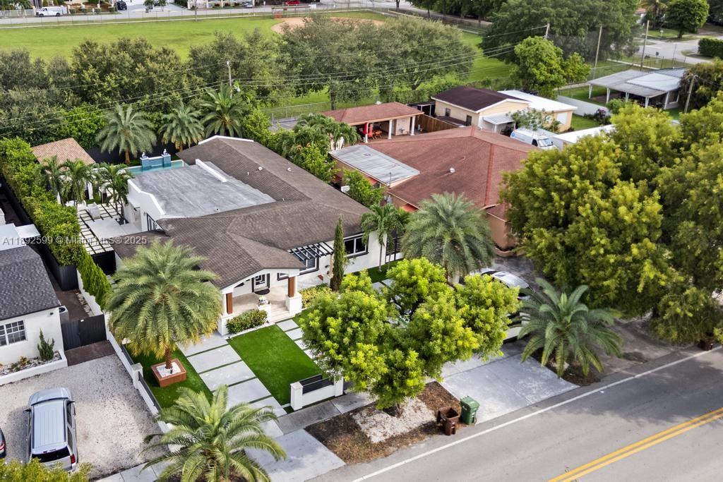 PALM SPRINGS 1ST ADDN - Residential