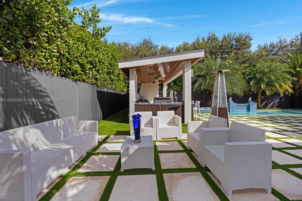 PALM SPRINGS 1ST ADDN - Residential