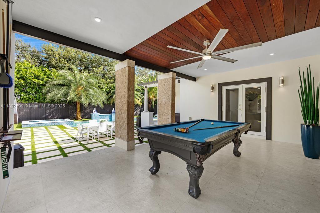 PALM SPRINGS 1ST ADDN - Residential