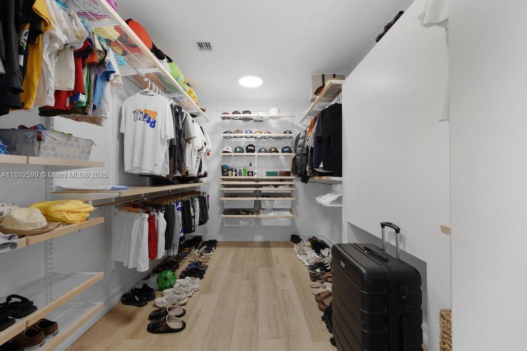 PALM SPRINGS 1ST ADDN - Residential