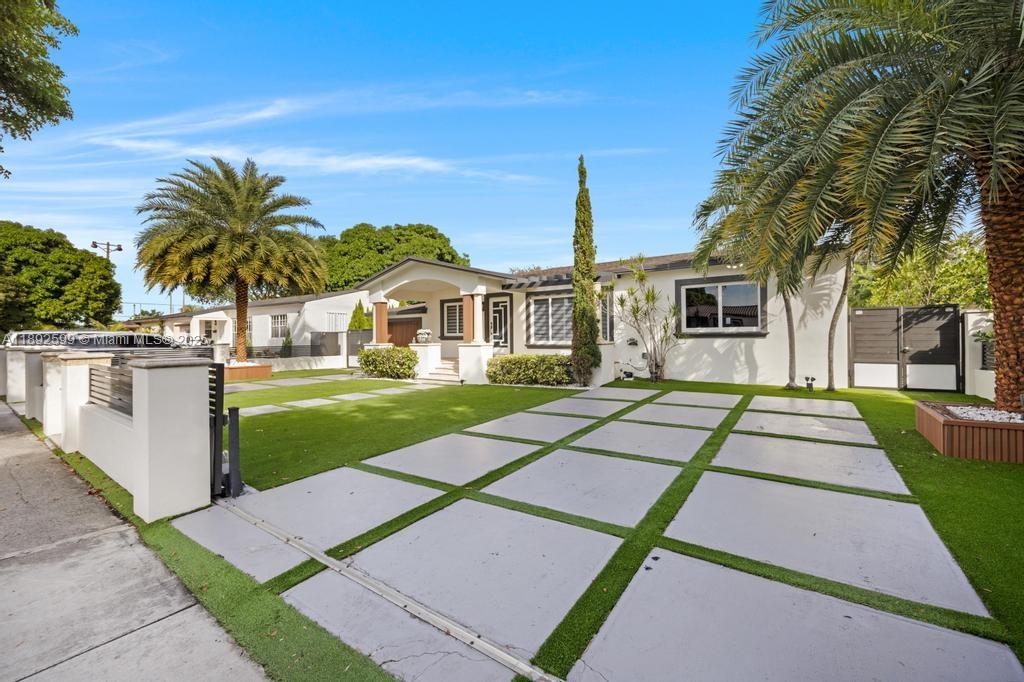 PALM SPRINGS 1ST ADDN - Residential
