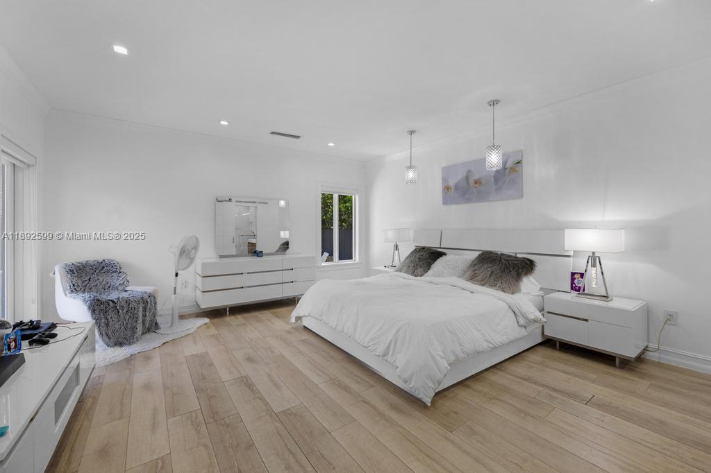 PALM SPRINGS 1ST ADDN - Residential