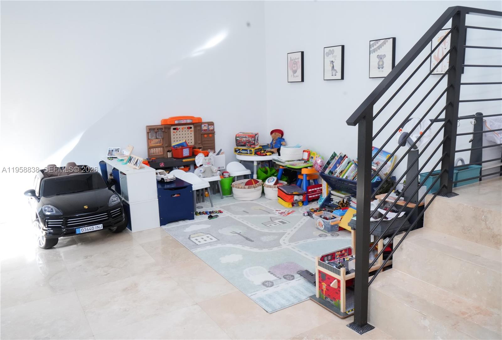 CHAS M MUNDYS SUB - Residential