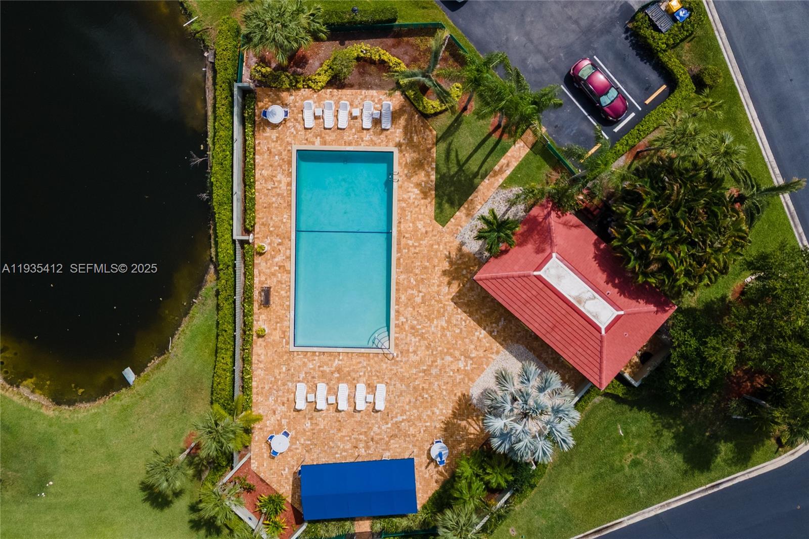 FAIRWAYS OF BOCA LAGO CON - Residential