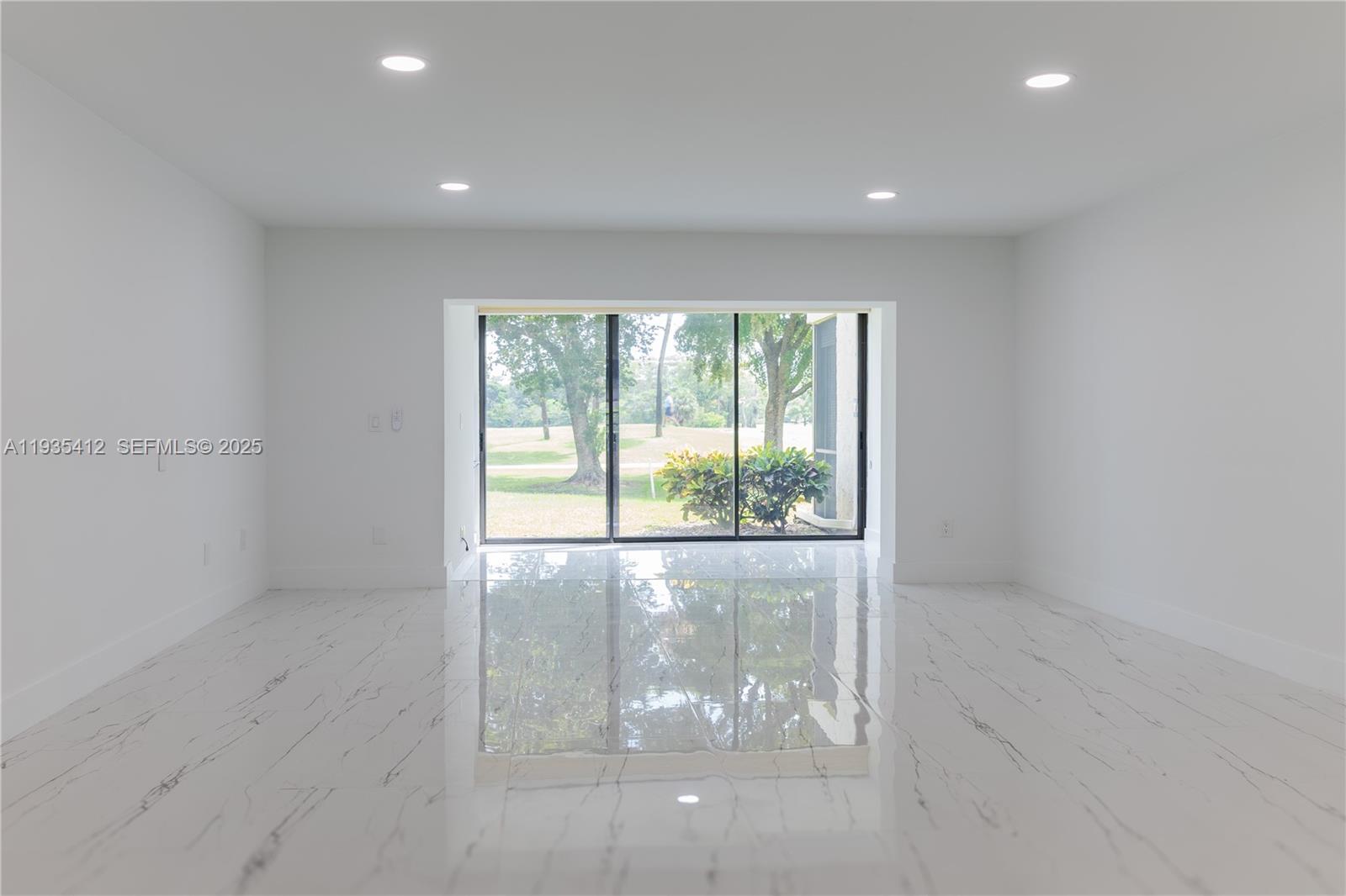 FAIRWAYS OF BOCA LAGO CON - Residential