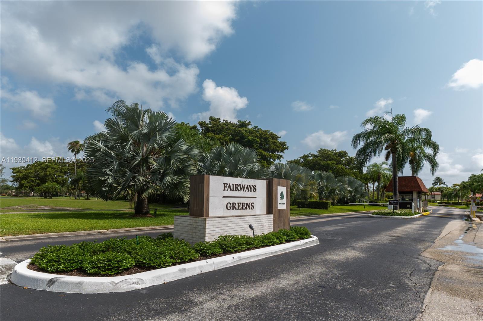 FAIRWAYS OF BOCA LAGO CON - Residential