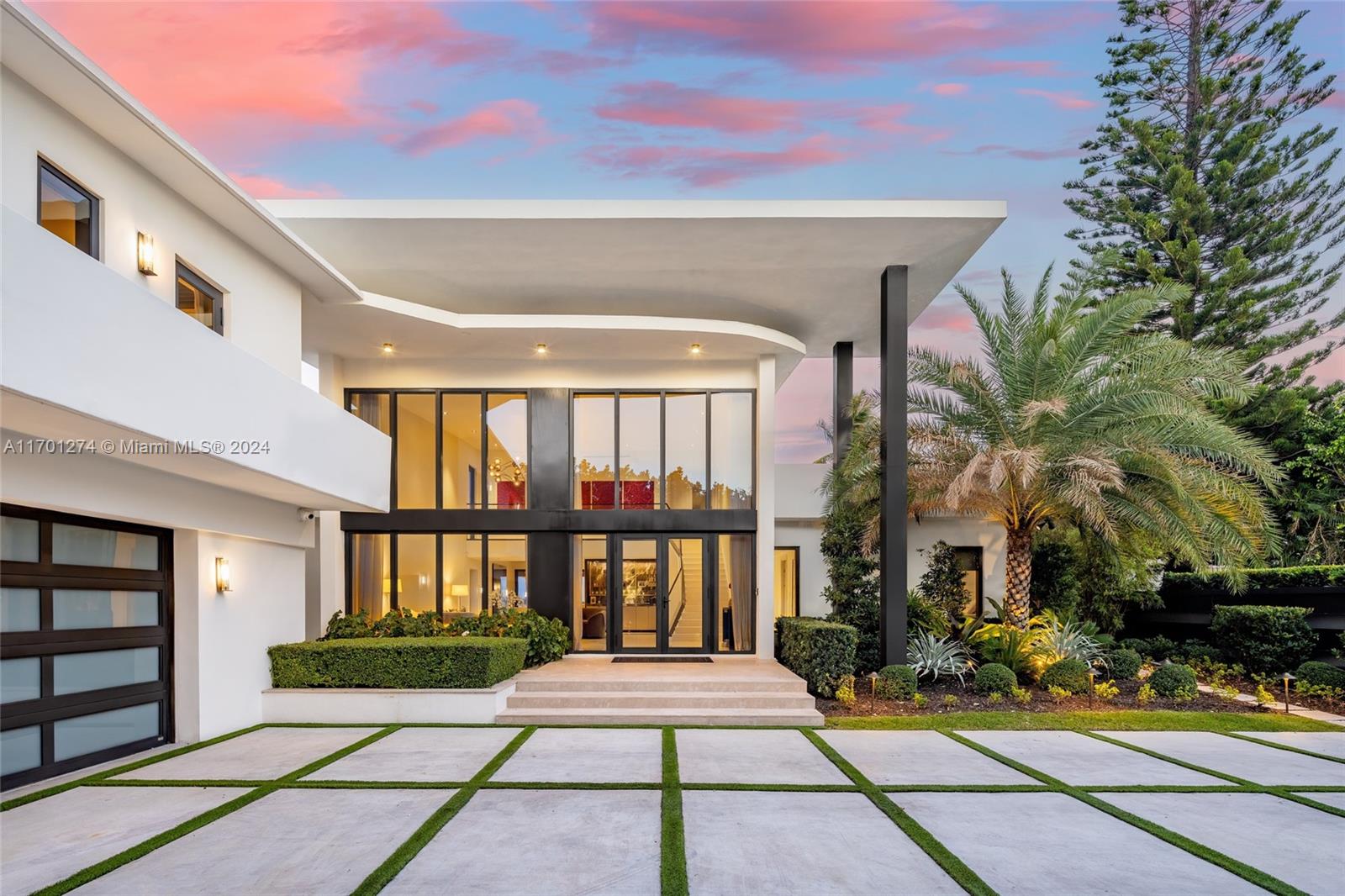 SAN SOUCI ESTATES - Residential