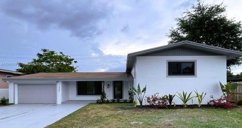 Single Family Residence in Miami FL 1345 204th Ter Ter.jpg