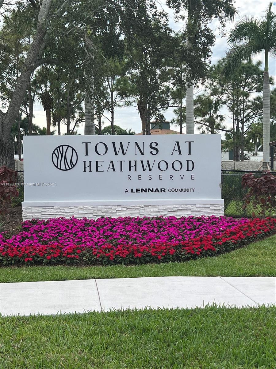 BE THE 1ST TO LIVE IN THIS BRAND NEW 3 BEDROOM 2.5 BATHROOM TOWNHOME LOCATED AT HEATHWOOD RESERVE. HOME FEATURES BRAND NEW STAINLESS STEEL APPLIANCES AS WELL AS WASHER/DRYER. ALL BEDROOMS LOCATED ON THE 2ND FLOOR.
