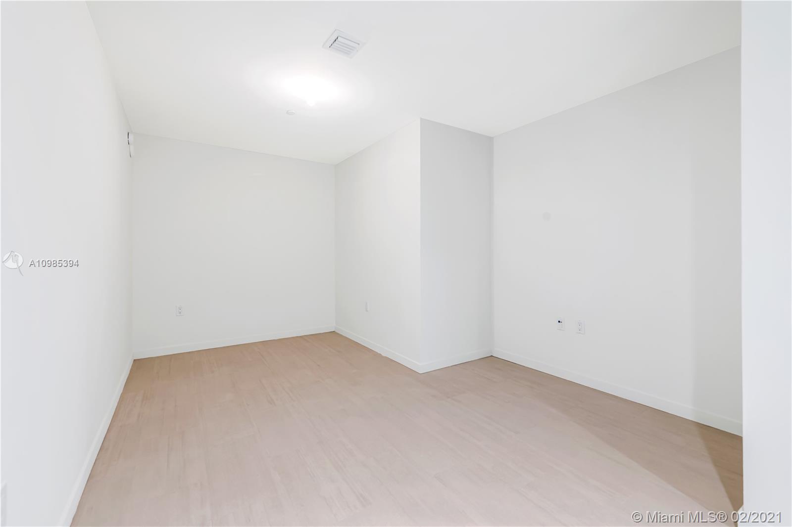 BRICKELL FLATIRON CONDO - Residential