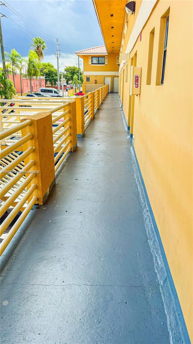 ROYAL PALM 47 CONDO - Residential