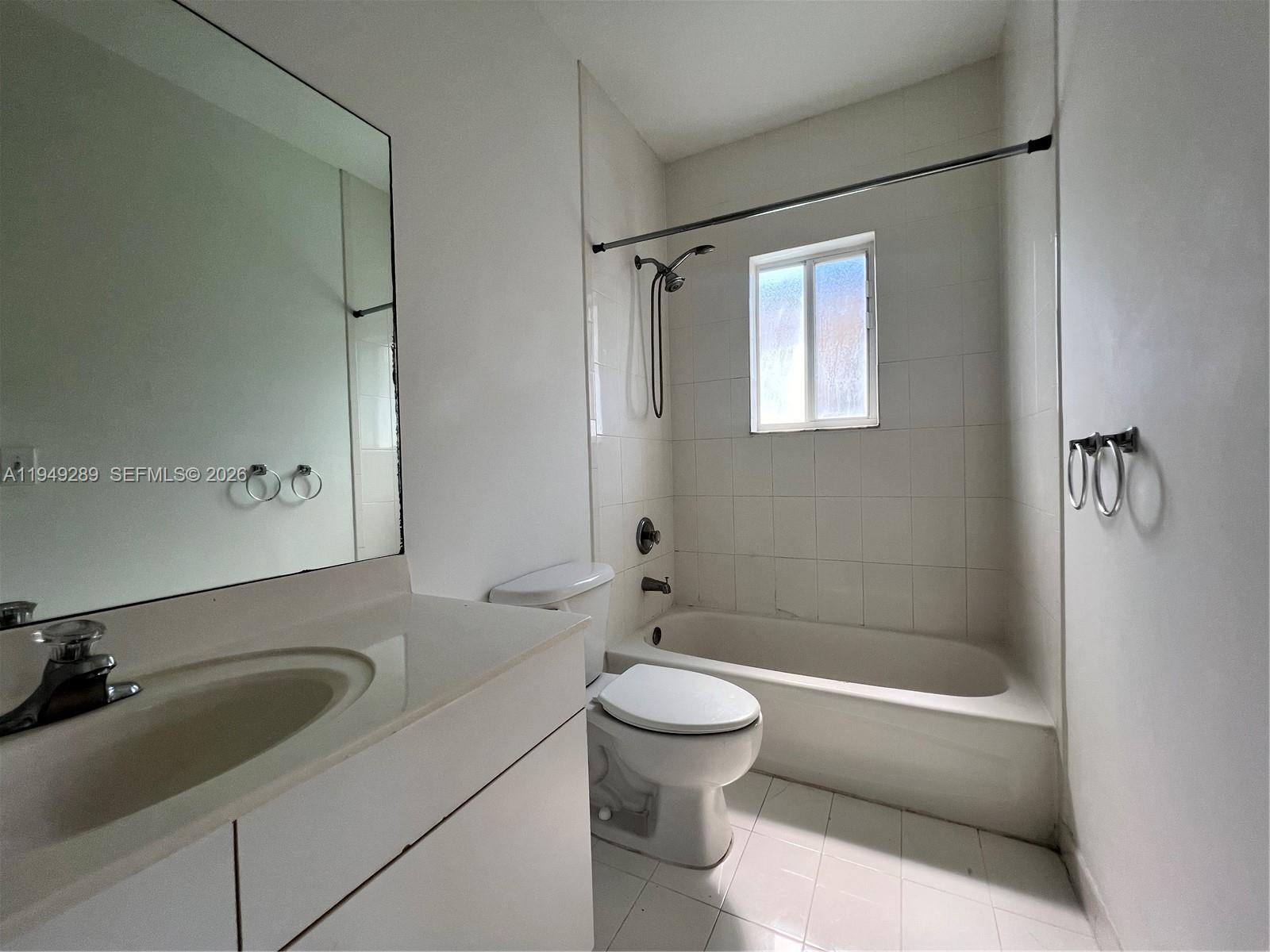 EMILIOS PLACE AT OASIS - Residential