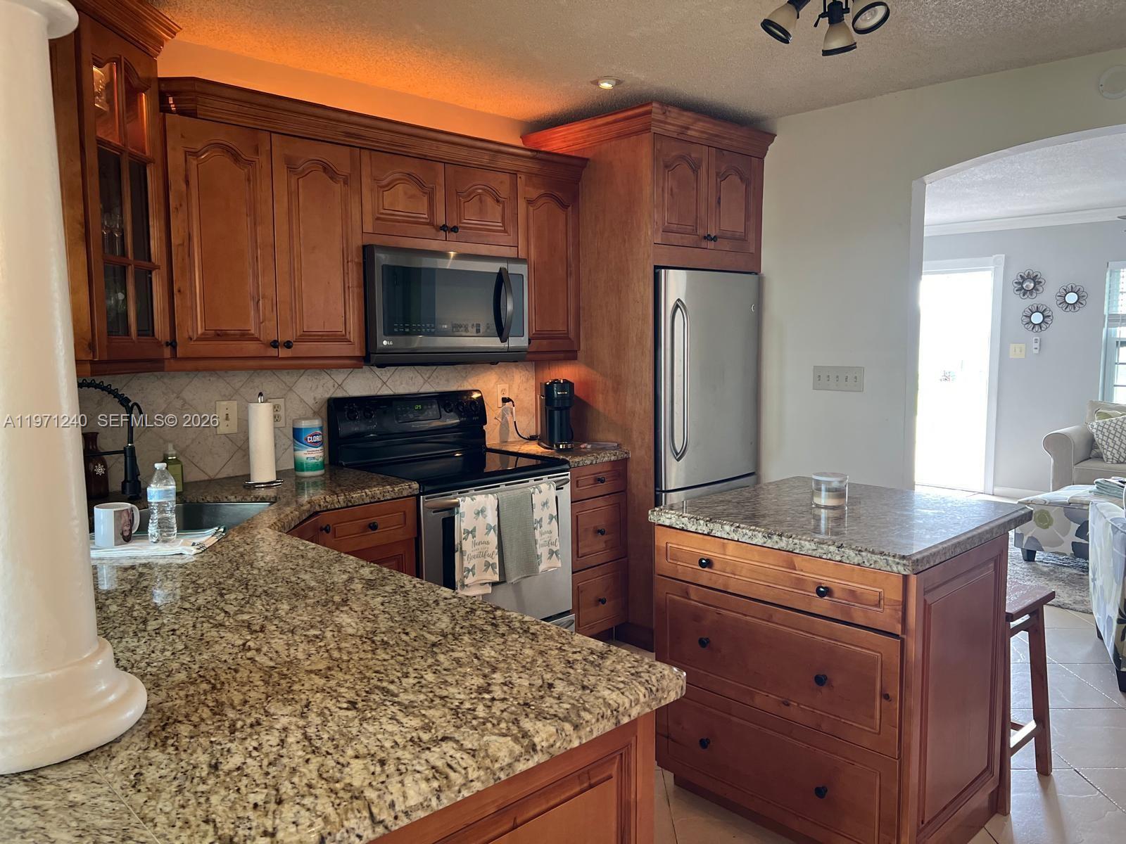 MAINLANDS OF TAMARAC LAKE - Residential