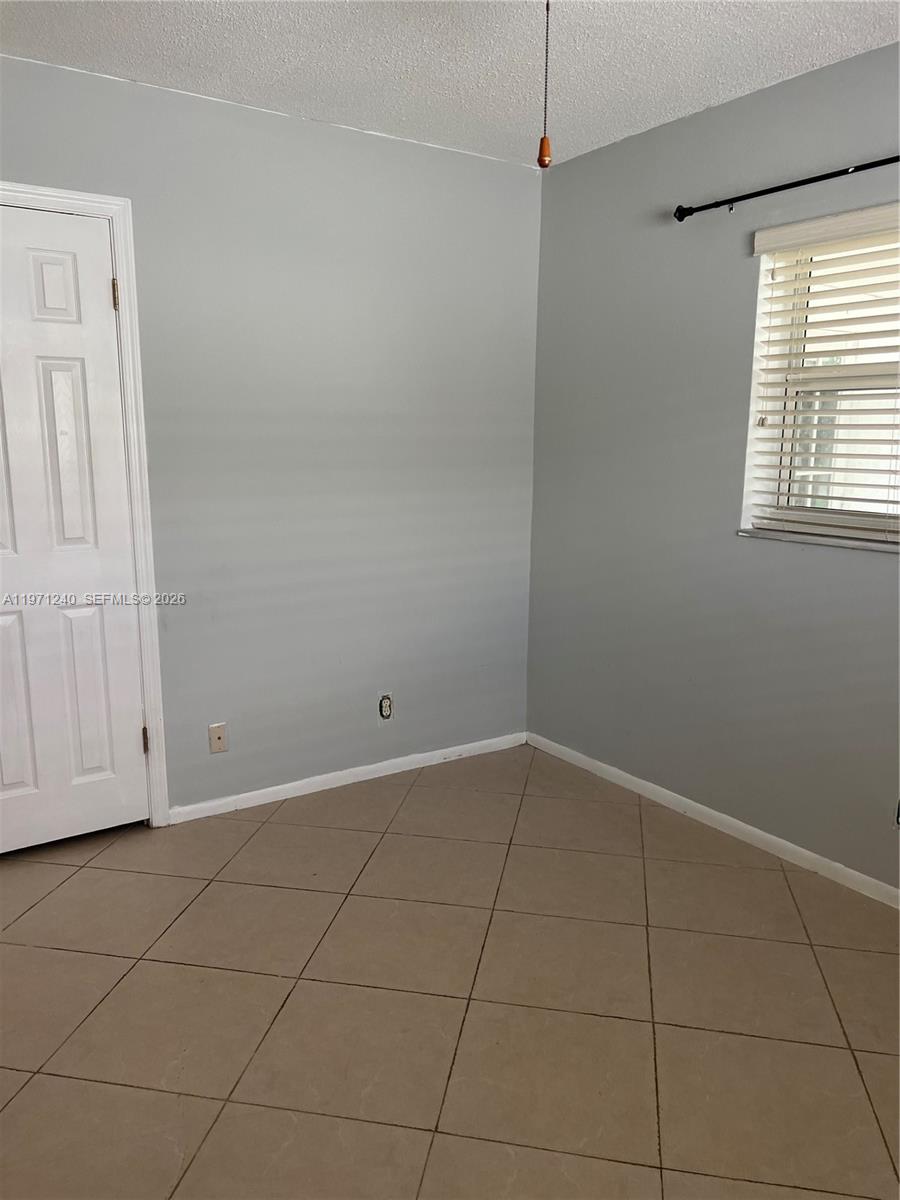 MAINLANDS OF TAMARAC LAKE - Residential