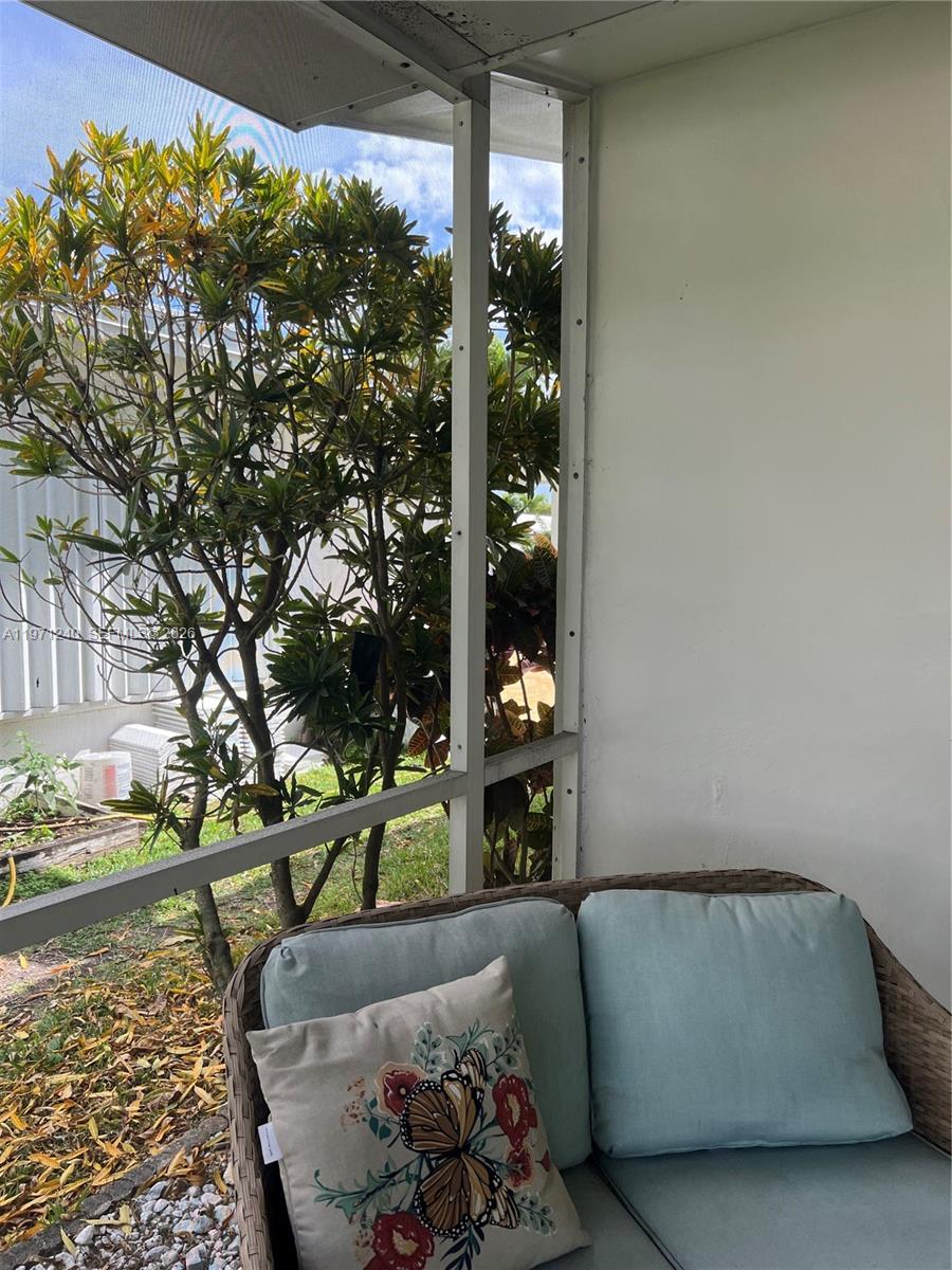 MAINLANDS OF TAMARAC LAKE - Residential