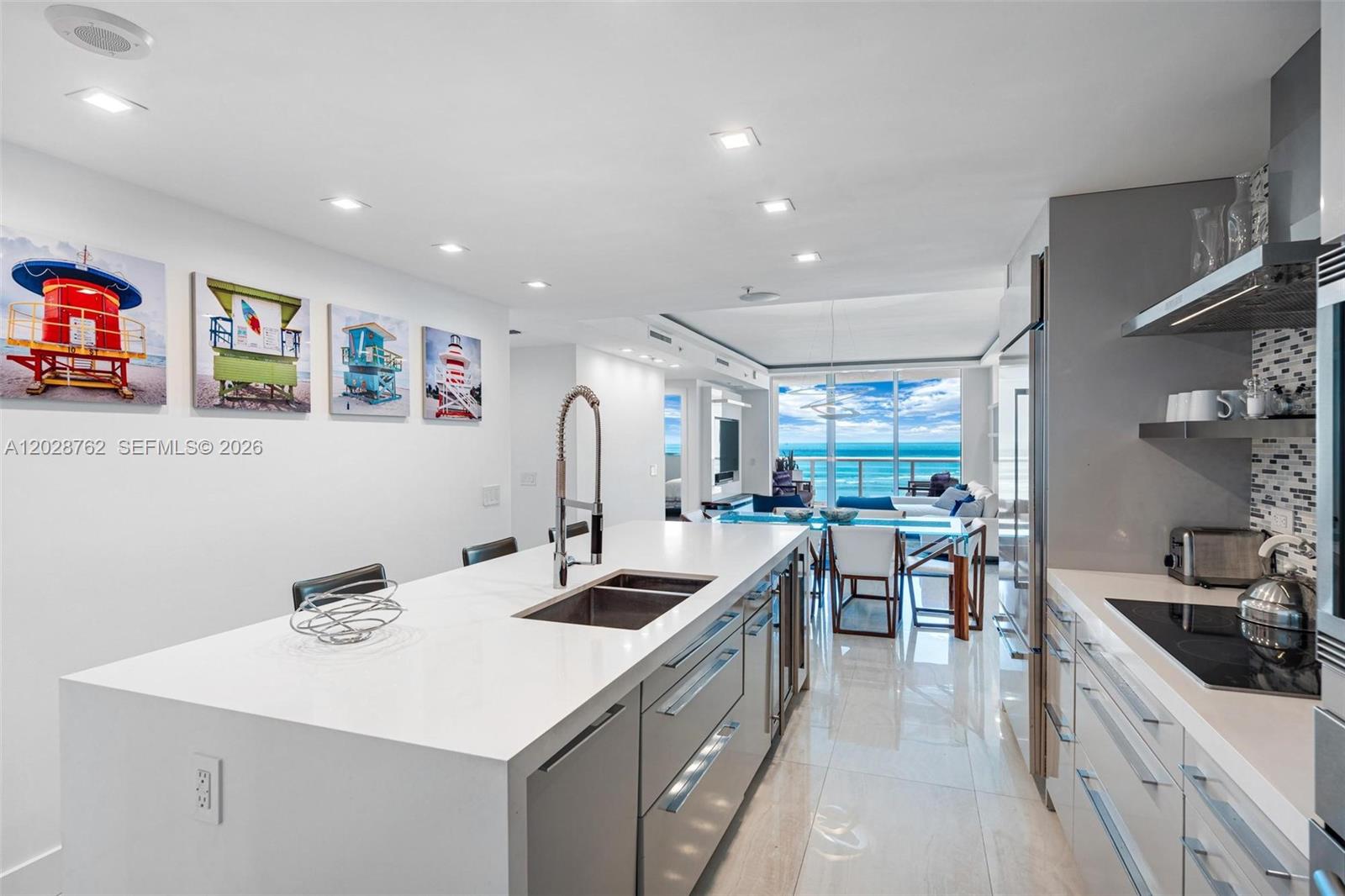 3801 Collins Ave 703