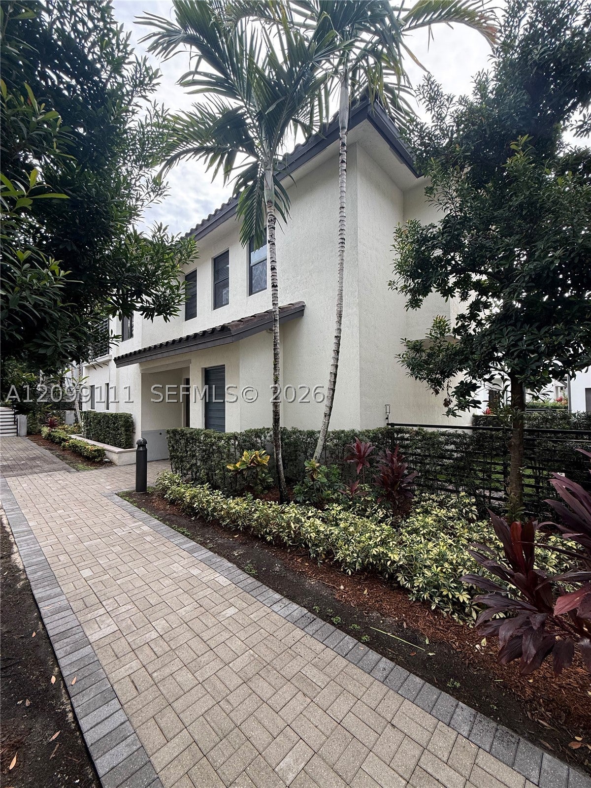 8275 NW 48th St 0
