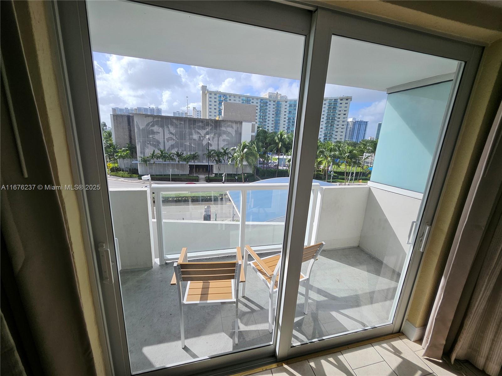 19201 Collins Ave 237