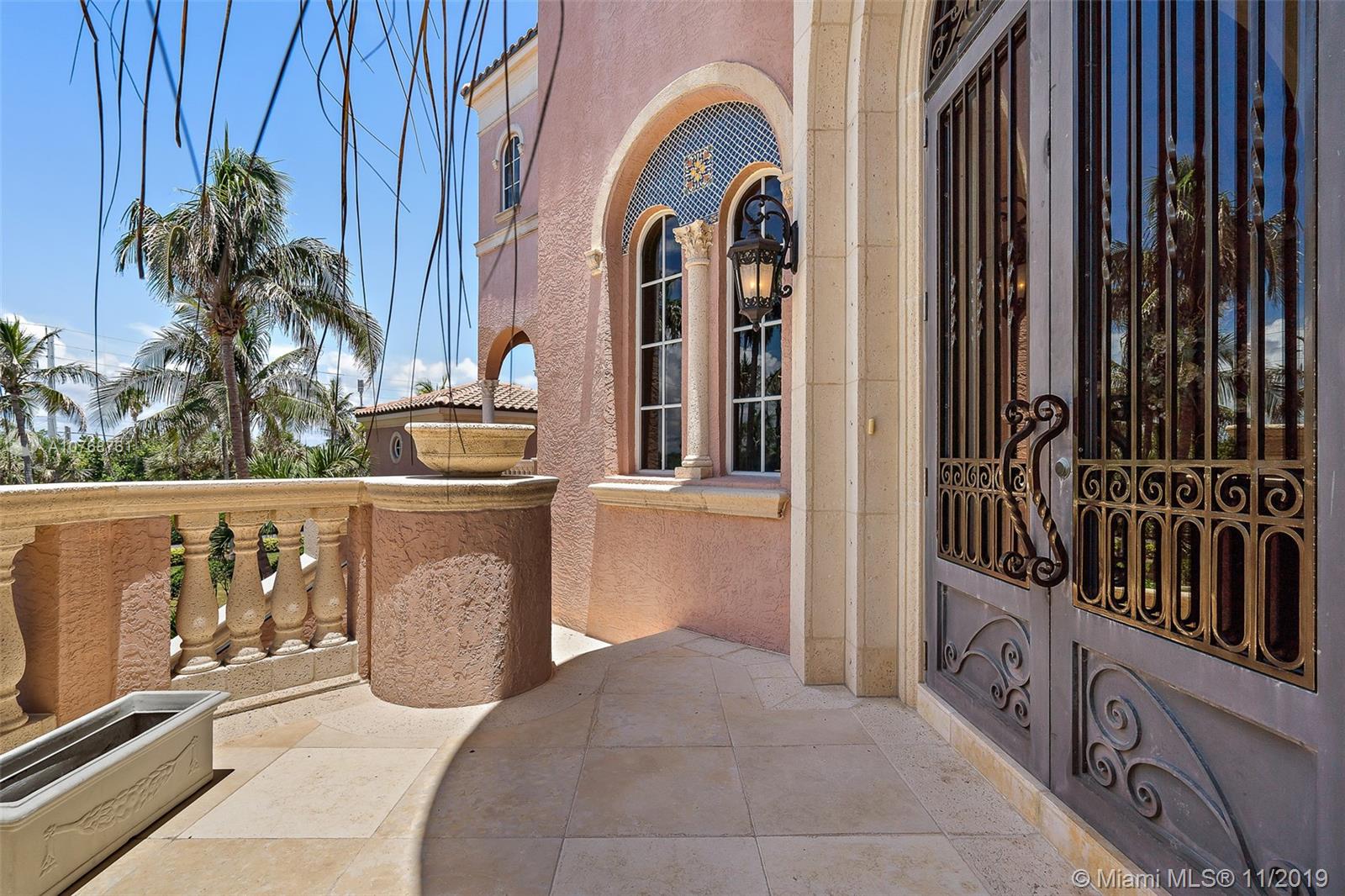 GALLEON BAY - Residential