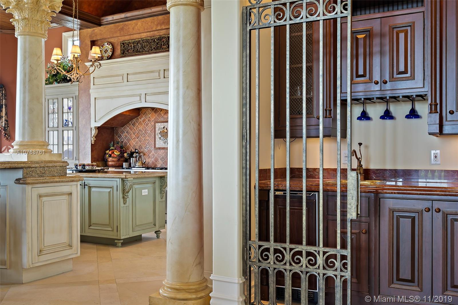 GALLEON BAY - Residential