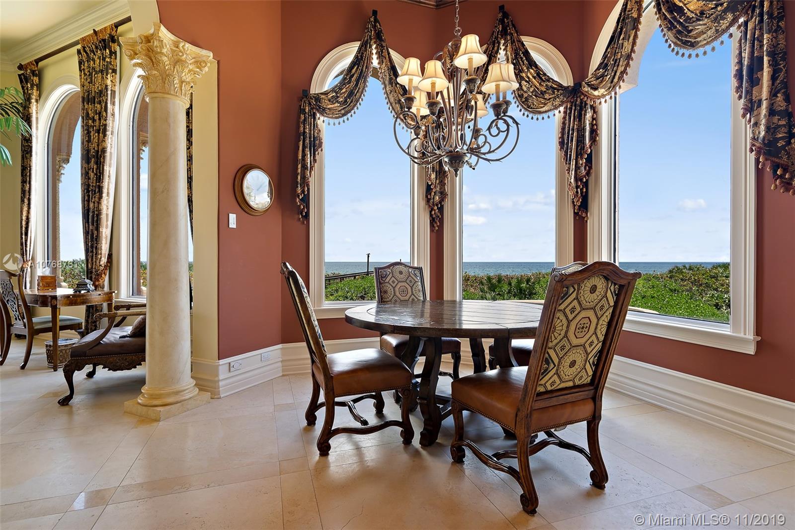 GALLEON BAY - Residential