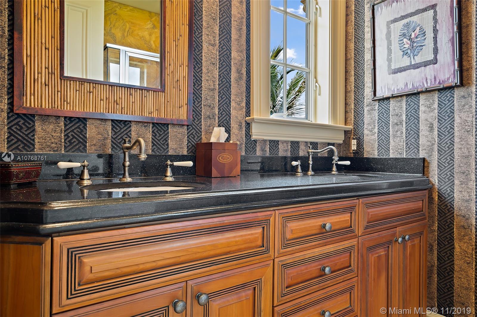 GALLEON BAY - Residential