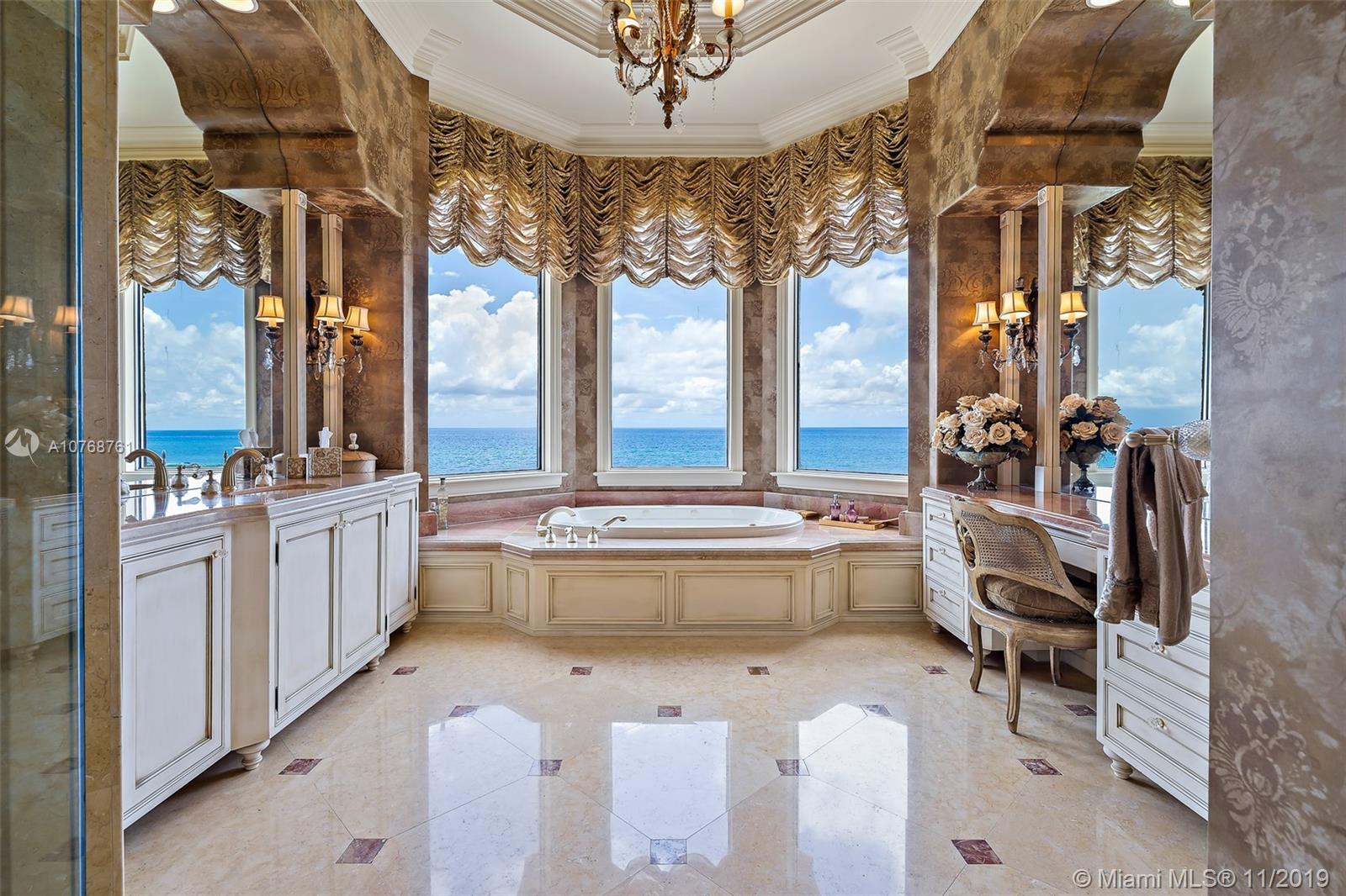 GALLEON BAY - Residential