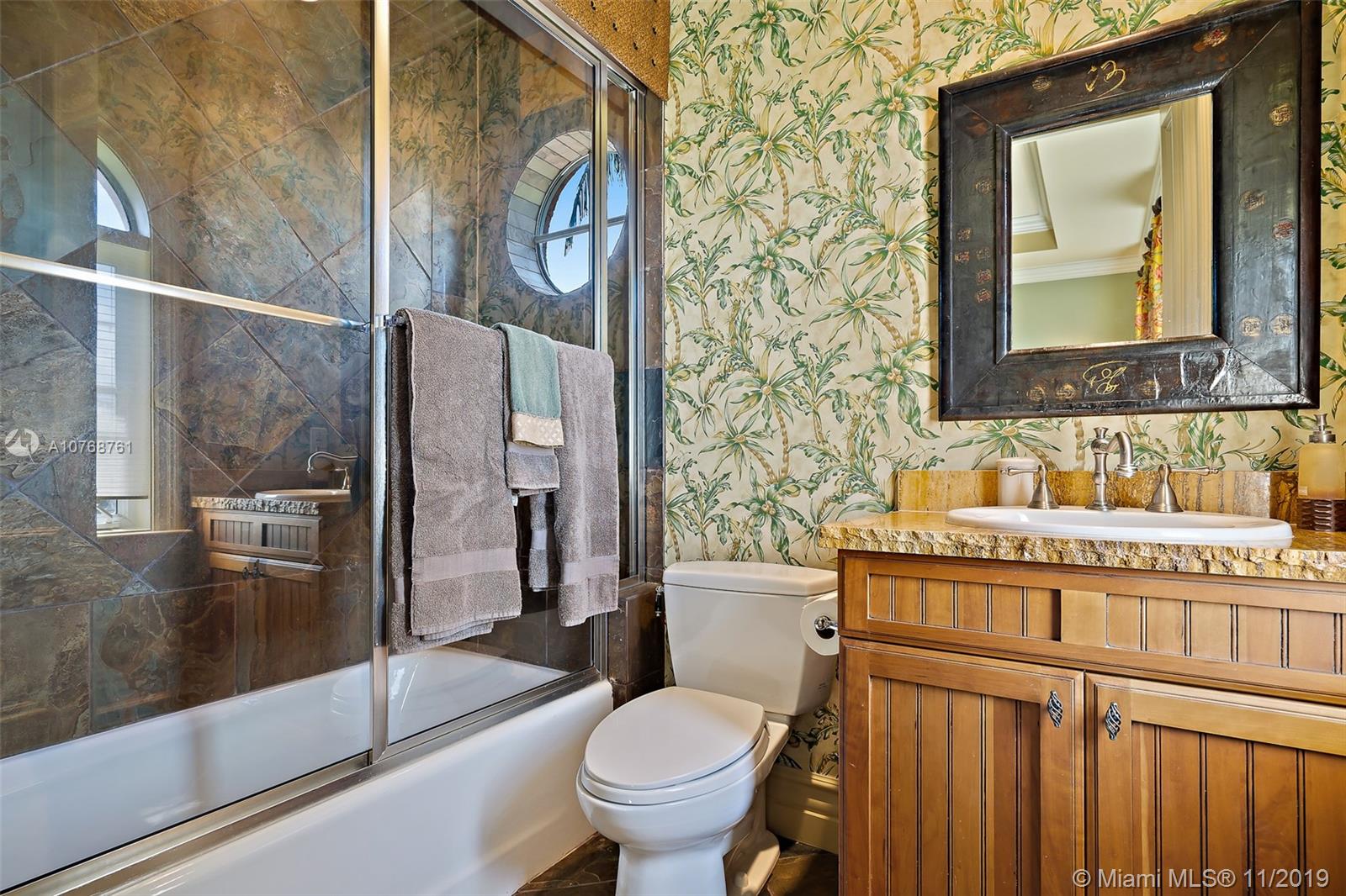 GALLEON BAY - Residential