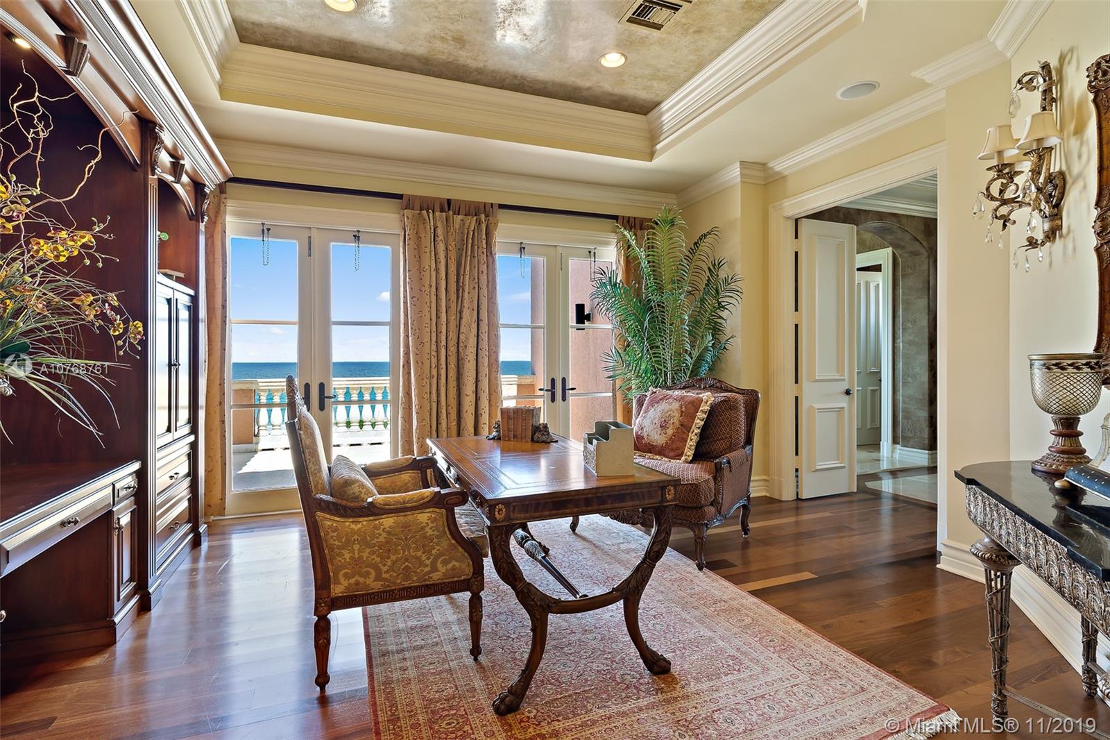 GALLEON BAY - Residential