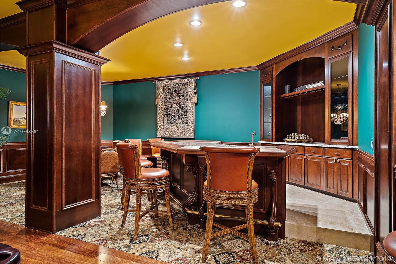 GALLEON BAY - Residential