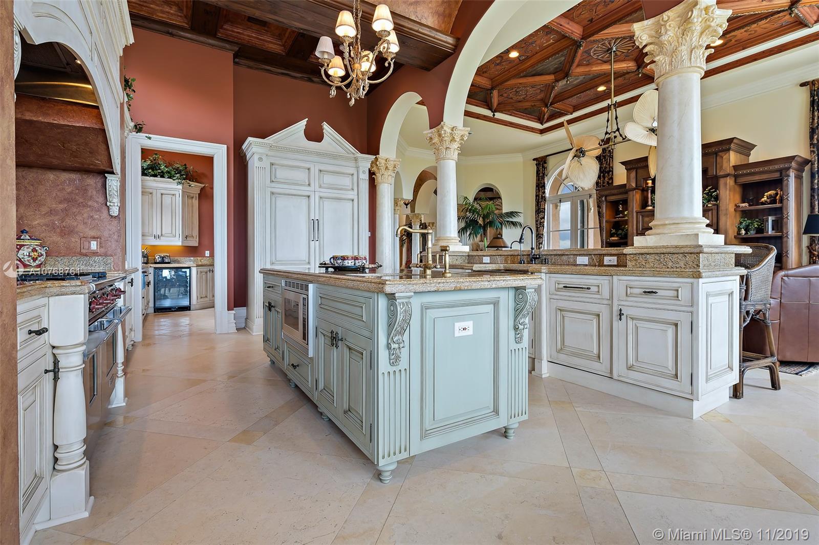 GALLEON BAY - Residential