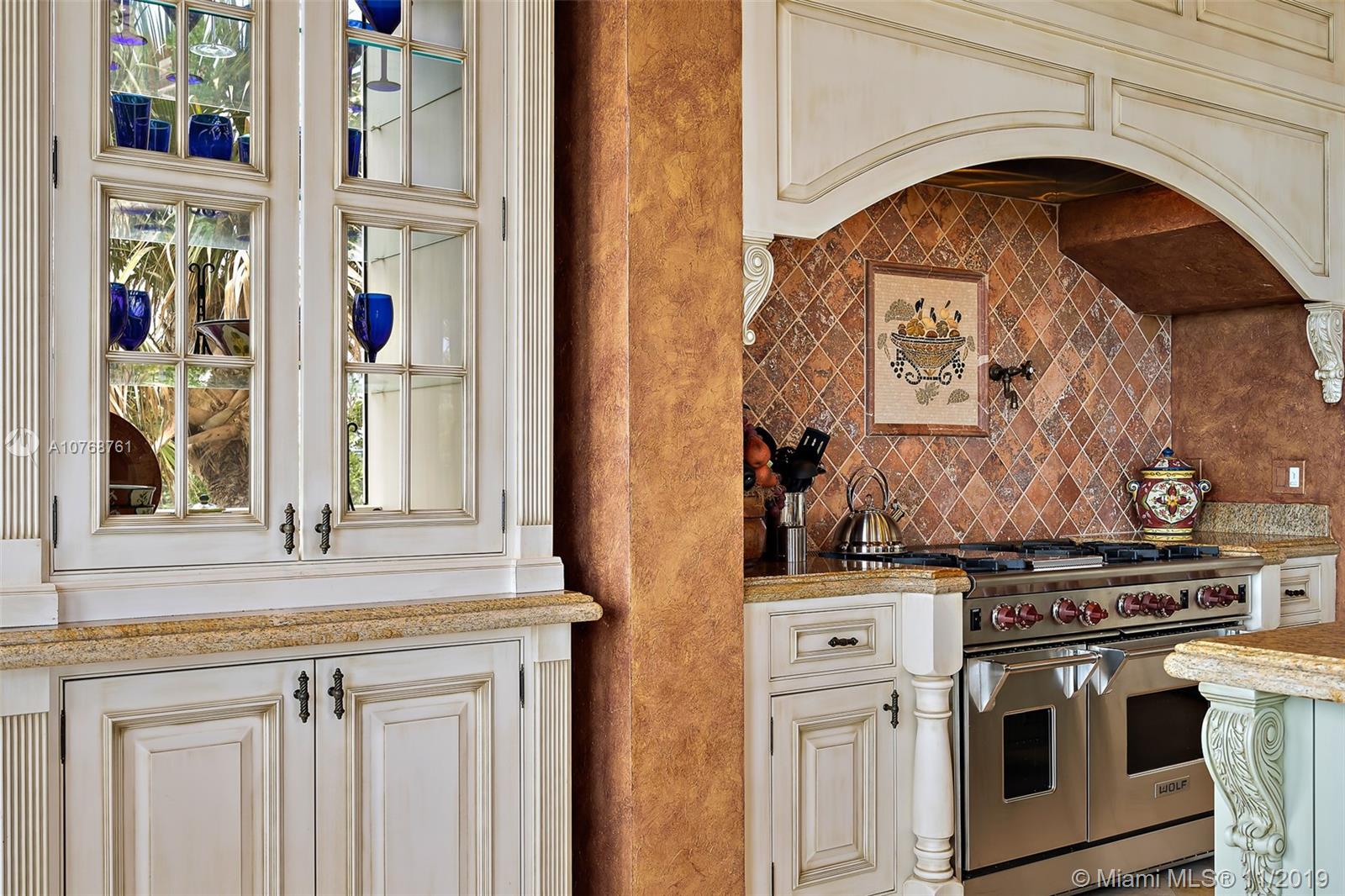 GALLEON BAY - Residential