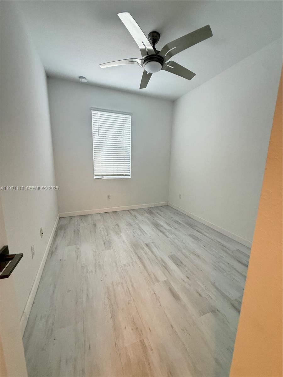 CRICKET CLUB - Residential Lease