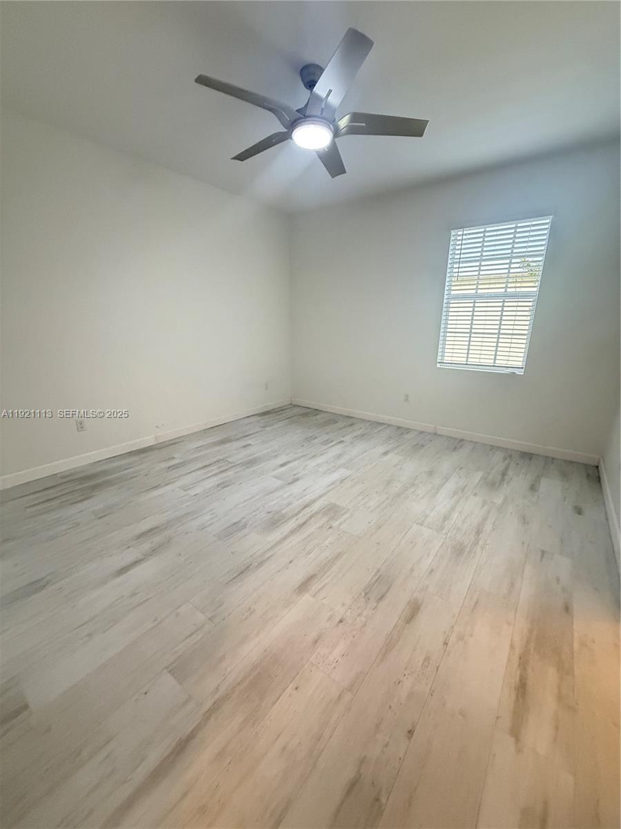 CRICKET CLUB - Residential Lease