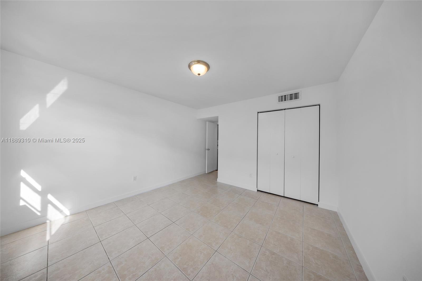 DORAL GARDENS CONDO - Residential