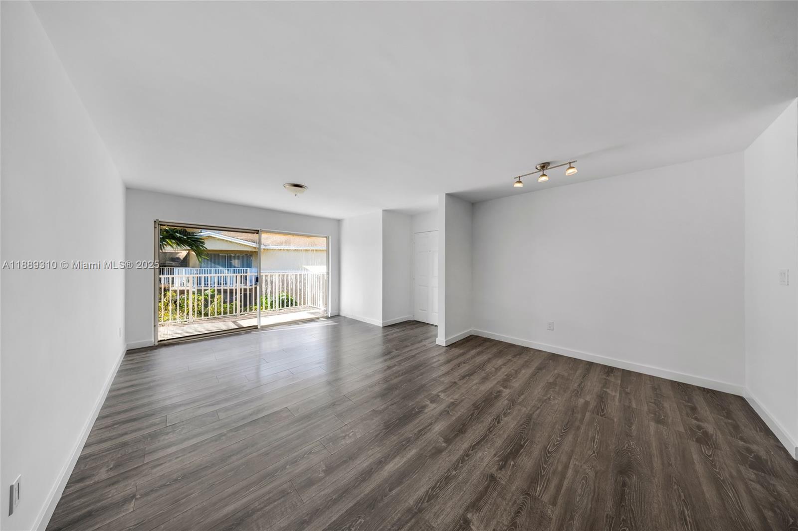 DORAL GARDENS CONDO - Residential
