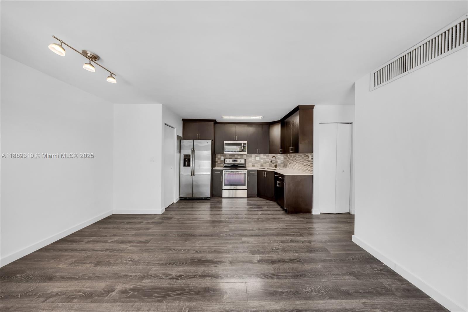 DORAL GARDENS CONDO - Residential