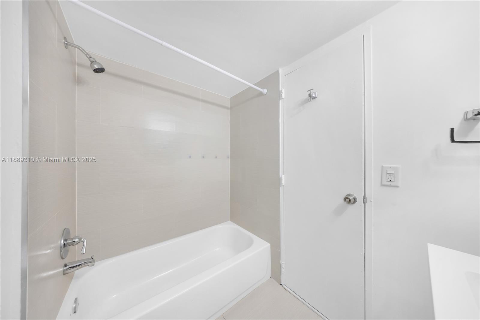 DORAL GARDENS CONDO - Residential