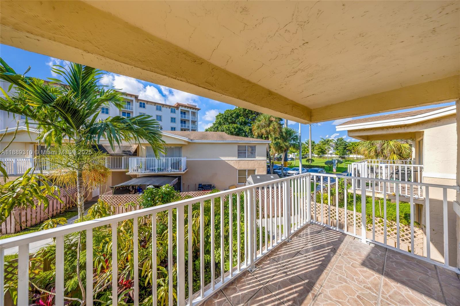DORAL GARDENS CONDO - Residential