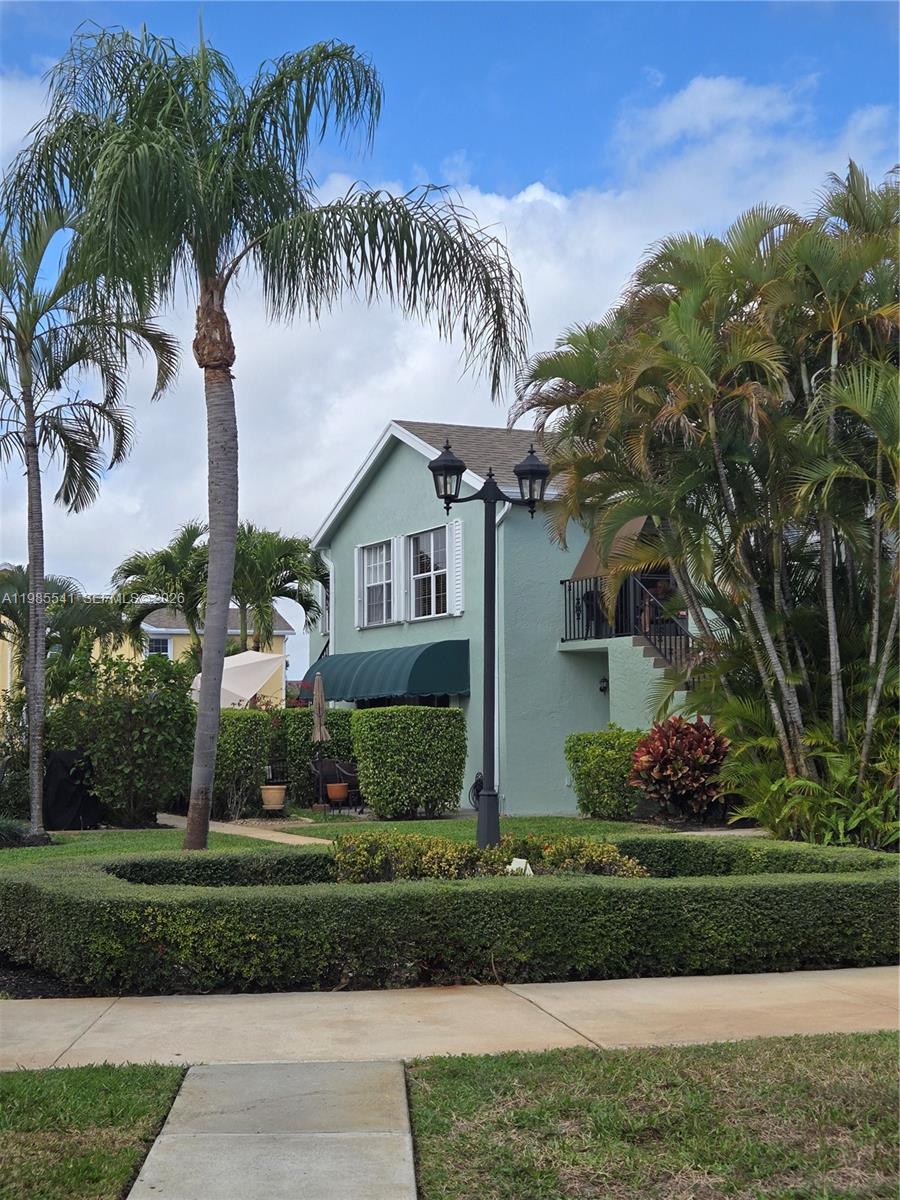 WATERSIDE VILLAGE OF PALM - Residential