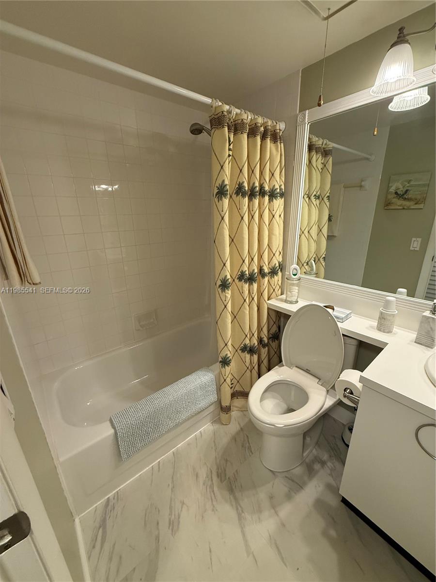 WATERSIDE VILLAGE OF PALM - Residential