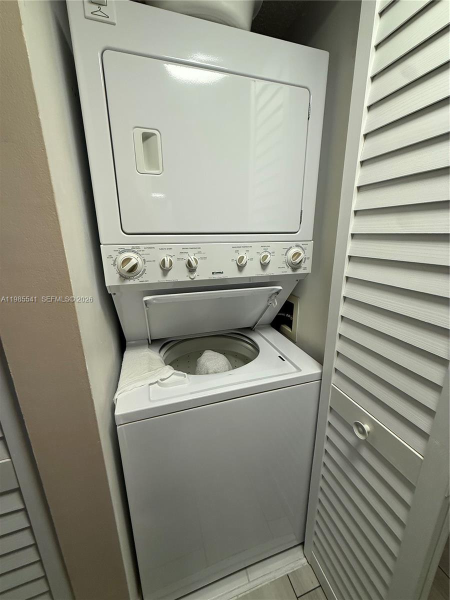 WATERSIDE VILLAGE OF PALM - Residential