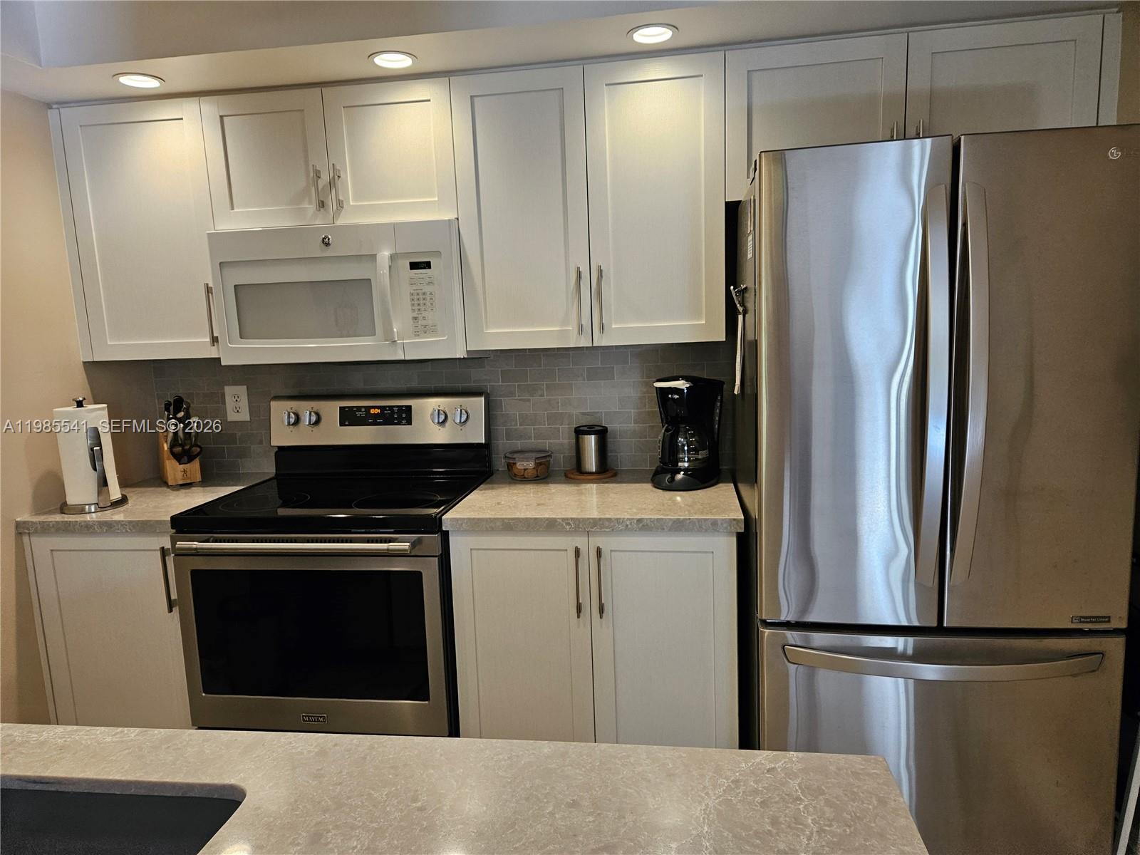 WATERSIDE VILLAGE OF PALM - Residential