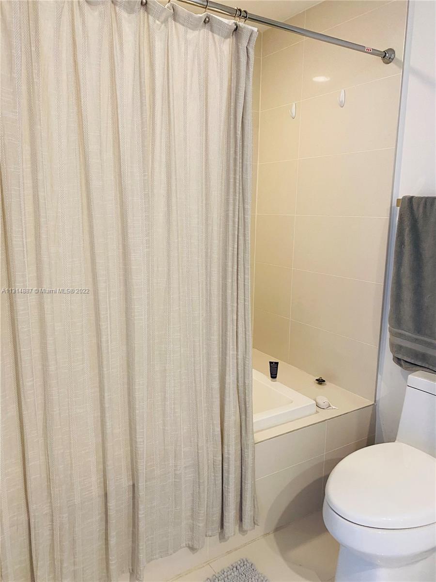 BRICKELL HEIGHTS WEST CON - Residential Lease