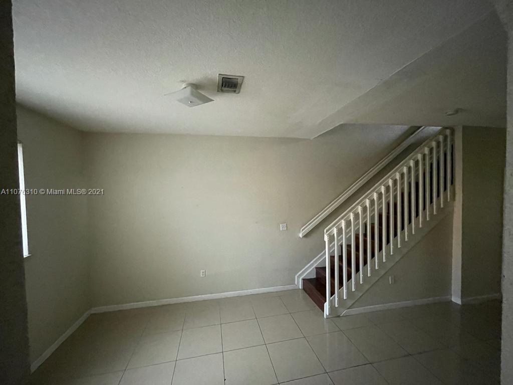 SOUTH POINTE COVE CONDO - Residential