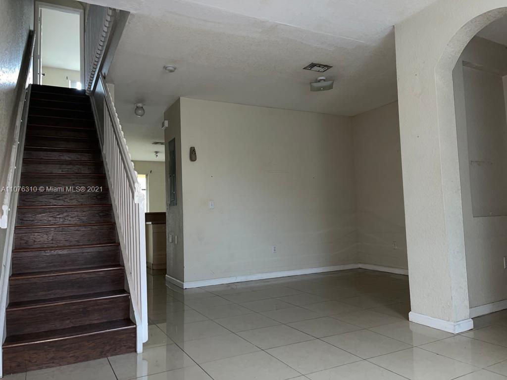 SOUTH POINTE COVE CONDO - Residential
