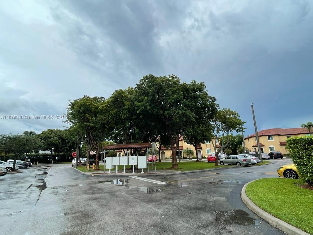 SOUTH POINTE COVE CONDO - Residential